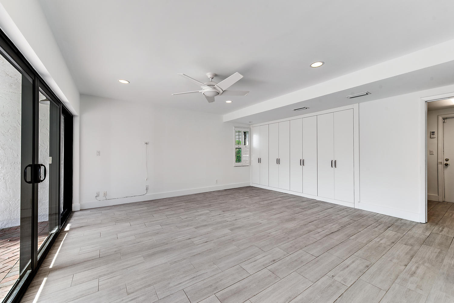 2680 Northwest 41st Street Boca Raton, FL 33434 - Photo 23 of 55 2680 NW 41st St Boca Raton FL-large-023-