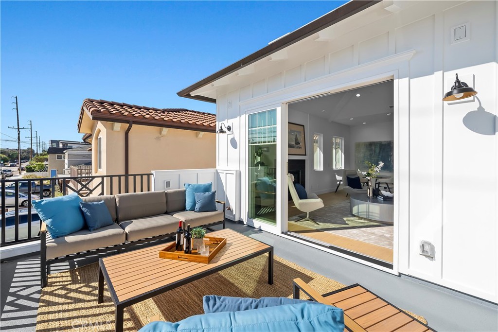 2317 Vanderbilt Lane, Unit A Redondo Beach, CA 90278 - Photo 16 of 39 a outdoor living space with patio furniture