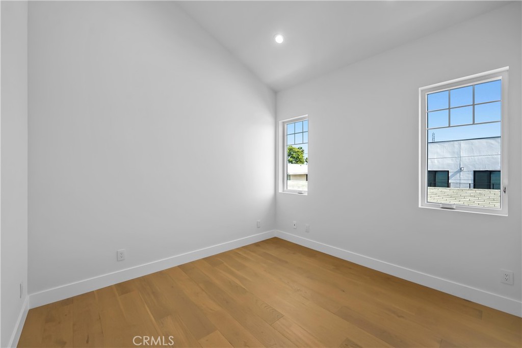 2317 Vanderbilt Lane, Unit A Redondo Beach, CA 90278 - Photo 33 of 39 an empty room with a window