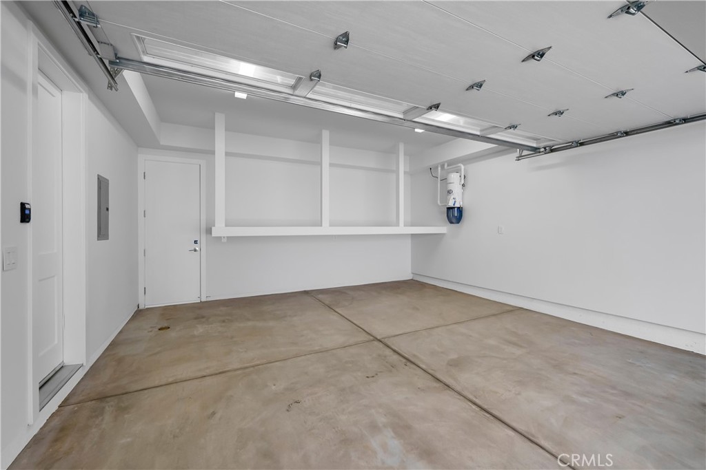 2317 Vanderbilt Lane, Unit A Redondo Beach, CA 90278 - Photo 39 of 39 a view of an empty room