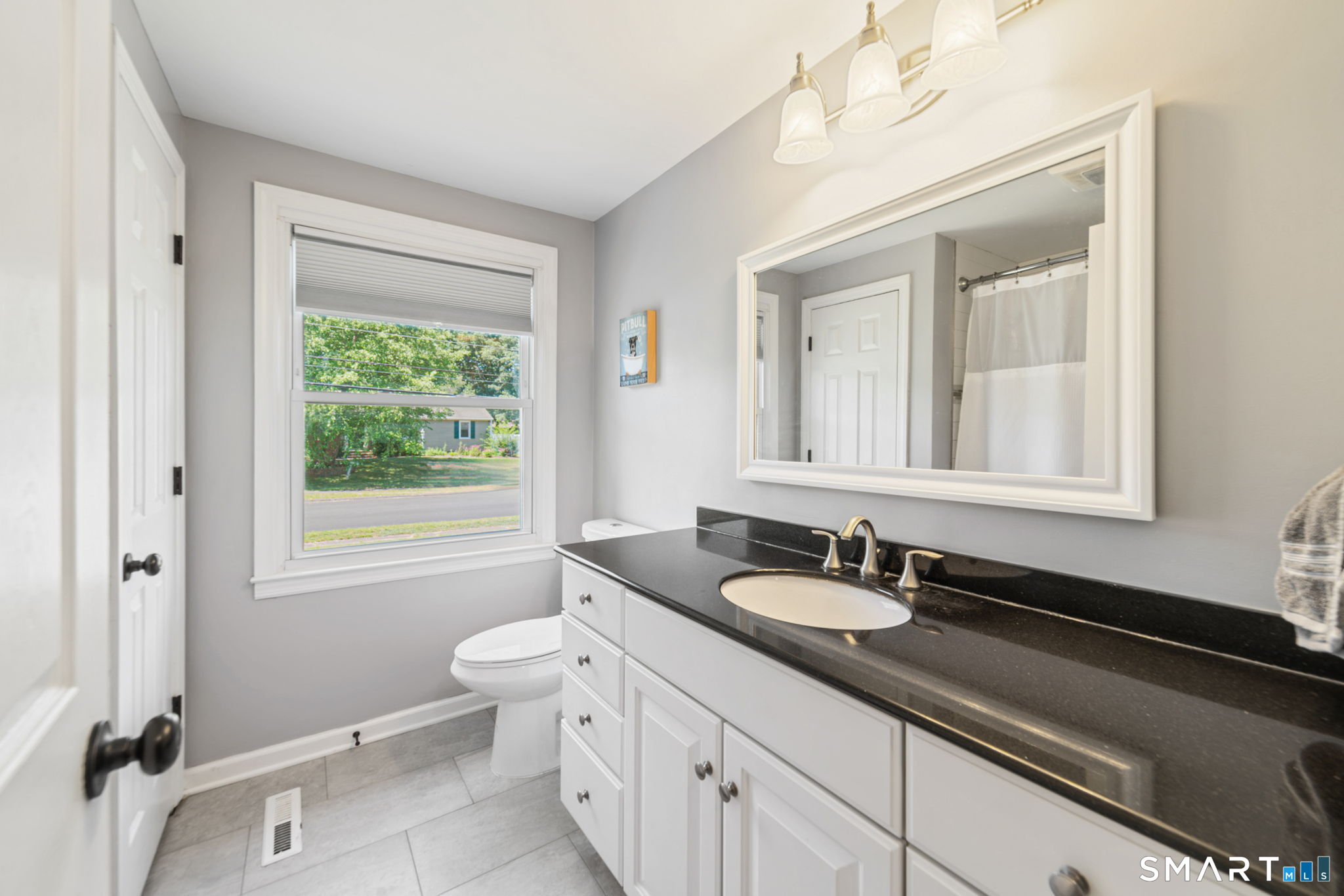 197 Manor Road Southington, CT 06479 - Photo 15 of 40 Gallery Image 15