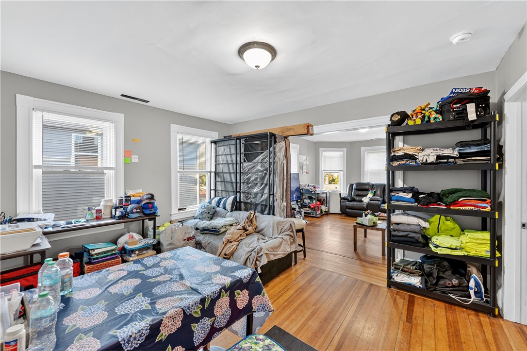 24 Pendleton Street Cranston, RI 02920 - Photo 17 of 31