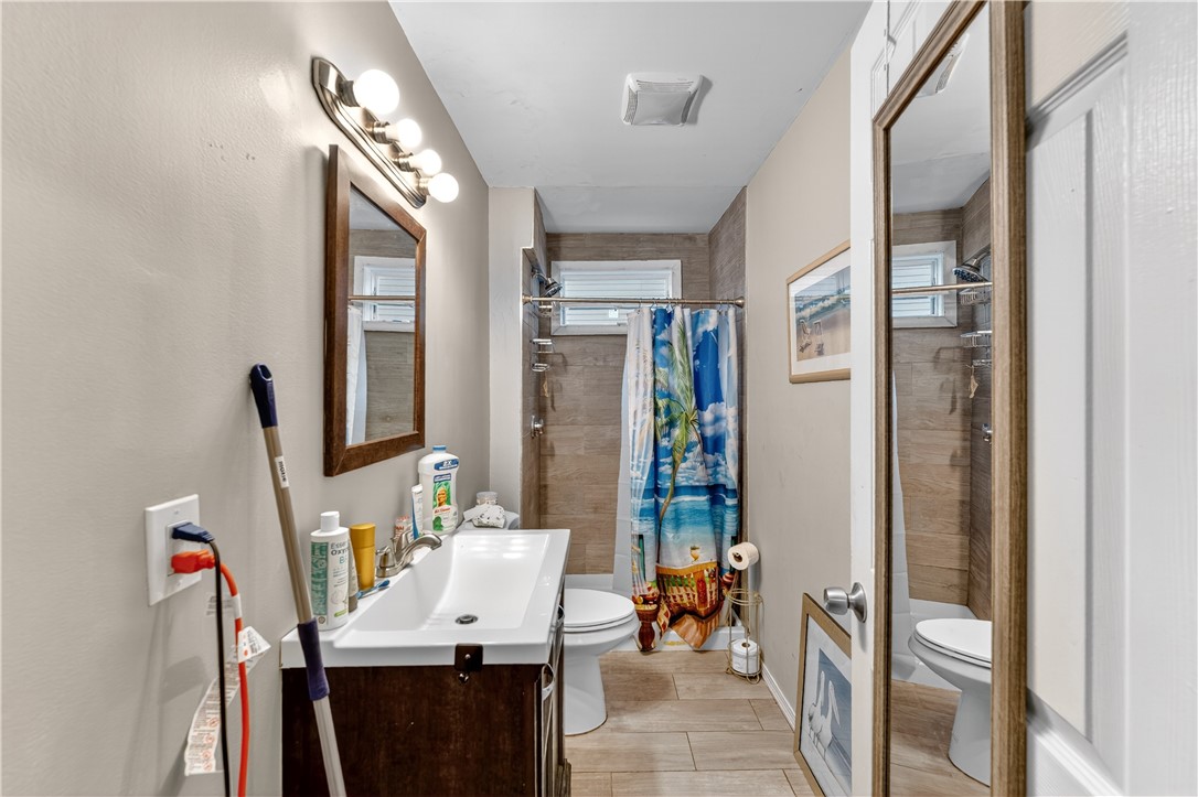 24 Pendleton Street Cranston, RI 02920 - Photo 25 of 31