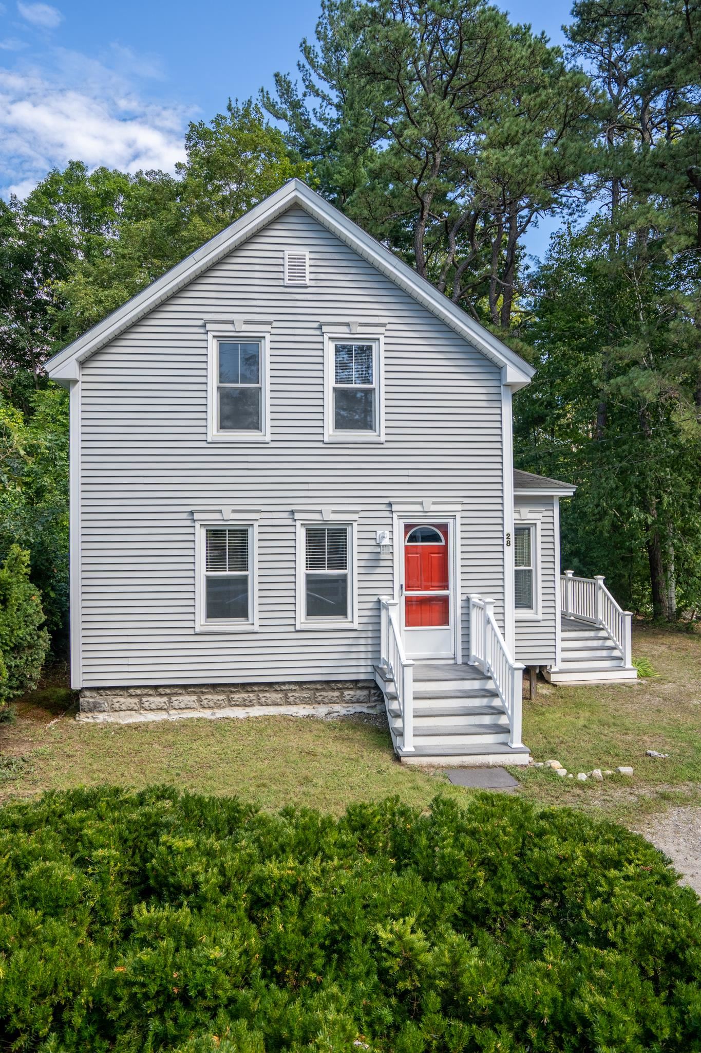 28 Pleasant Street Derry, NH 03038 - Photo 1 of 19 Gallery Image 1