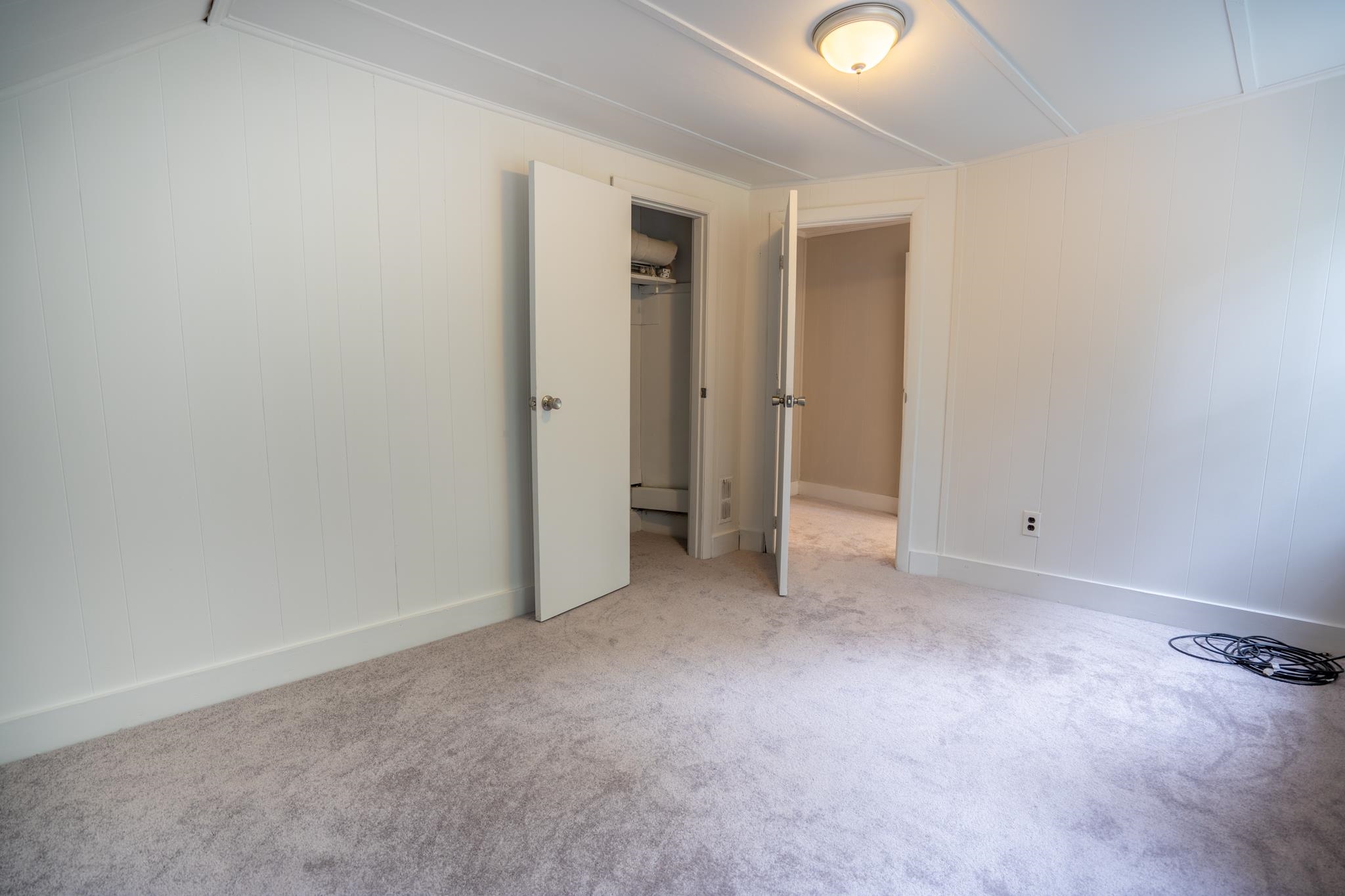 28 Pleasant Street Derry, NH 03038 - Photo 6 of 19 Gallery Image 6