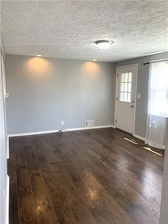 $1,495 | 3768 West 5th Avenue, Beaver Falls, PA 15010