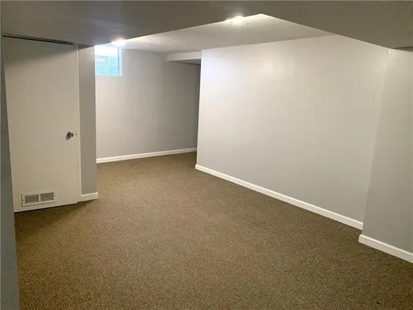 $1,495 | 3768 West 5th Avenue, Beaver Falls, PA 15010