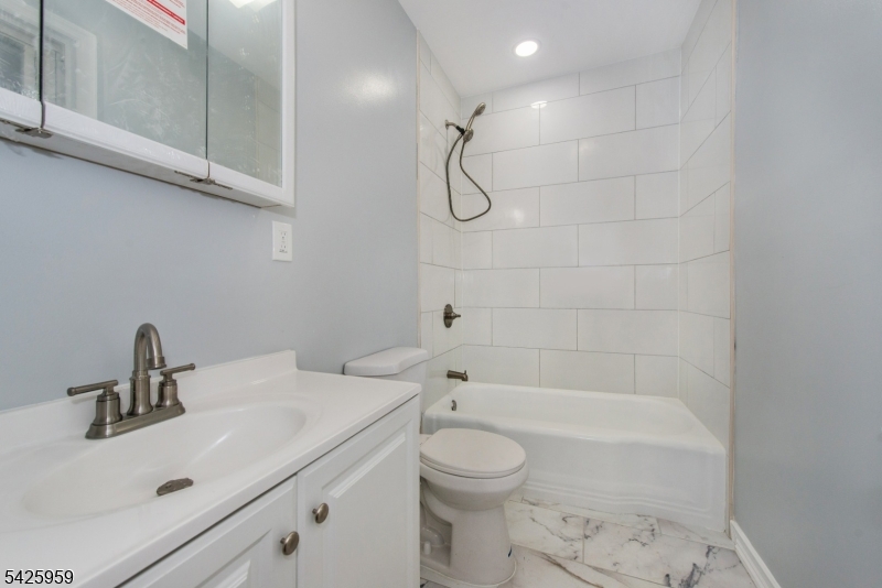 51 Riggs Place, Unit 1 South Orange, NJ 07079 - Photo 9 of 17 Gallery Image 9