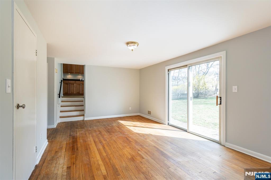 43 Forest Road Cedar Grove, NJ 07009 - Photo 15 of 23