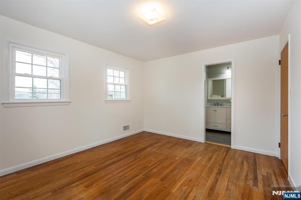 43 Forest Road Cedar Grove, NJ 07009 - Photo 18 of 23