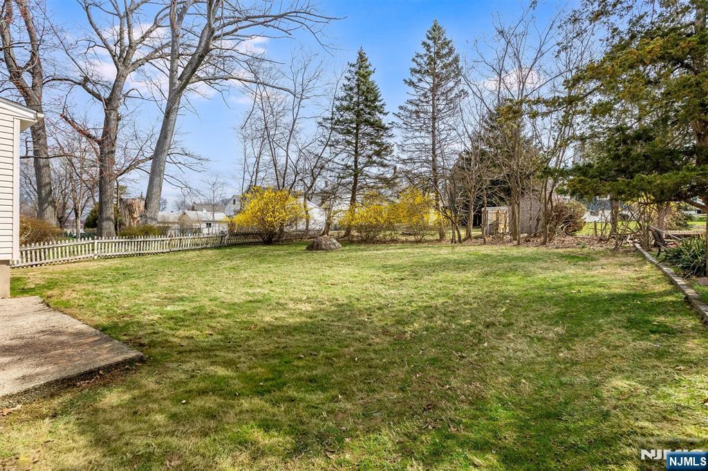 43 Forest Road Cedar Grove, NJ 07009 - Photo 22 of 23