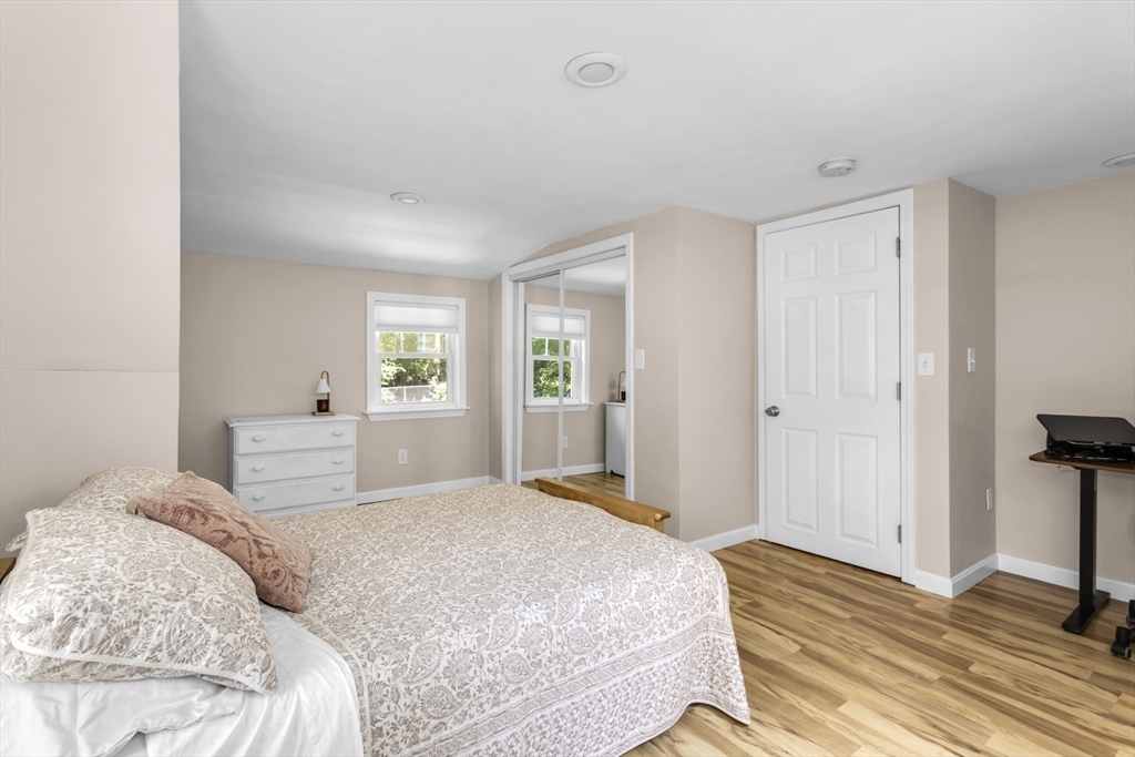 314 Pleasant Street Franklin, MA 02038 - Photo 28 of 40