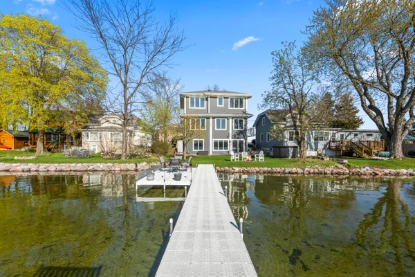 $1,395,000 | 417 South Golden Lake Road, Summit, WI 53066