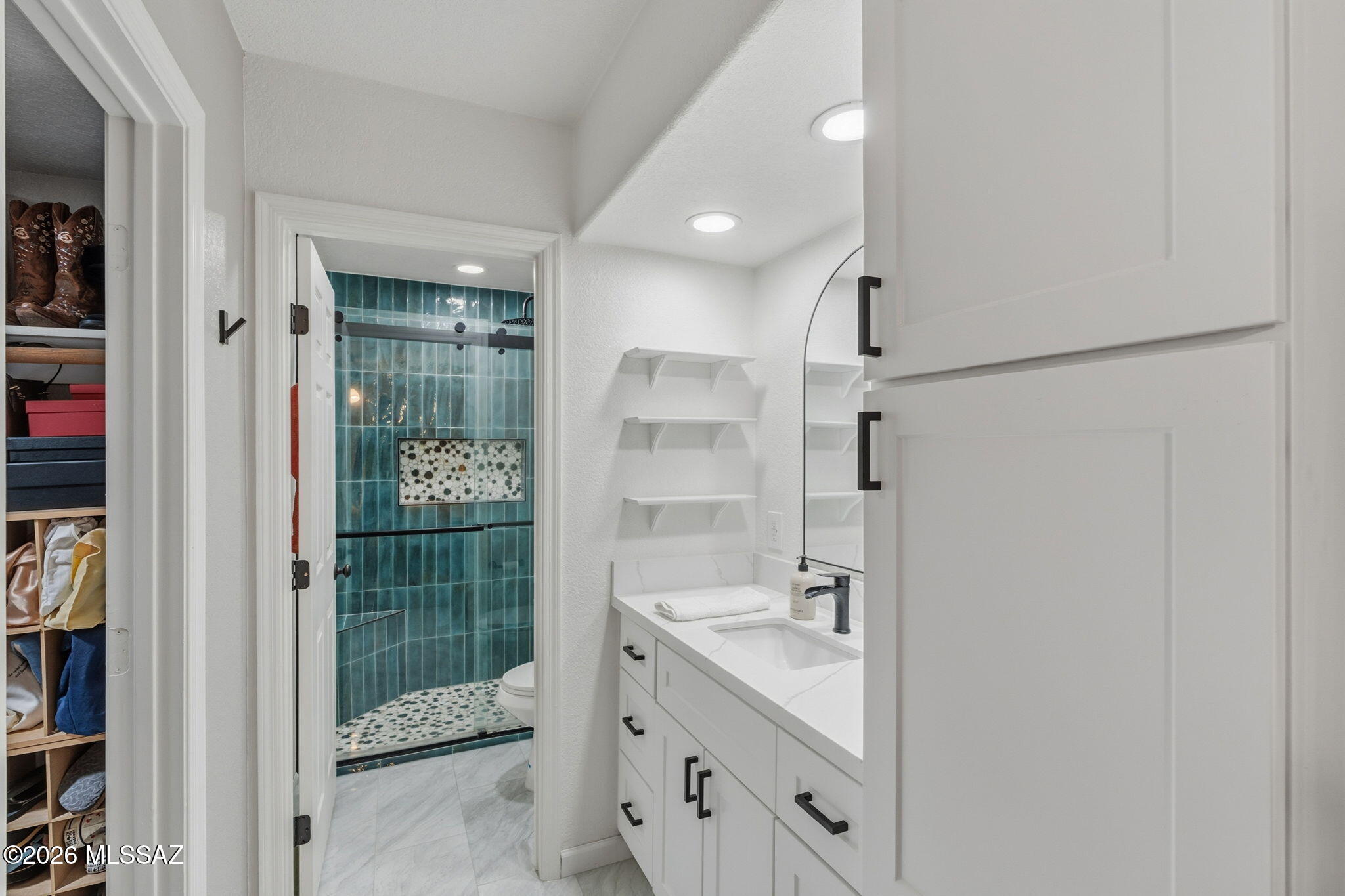 5800 North Kolb Road, Unit 7135 Tucson, AZ 85750 - Photo 23 of 48 Beautiful New Primary Bathroom