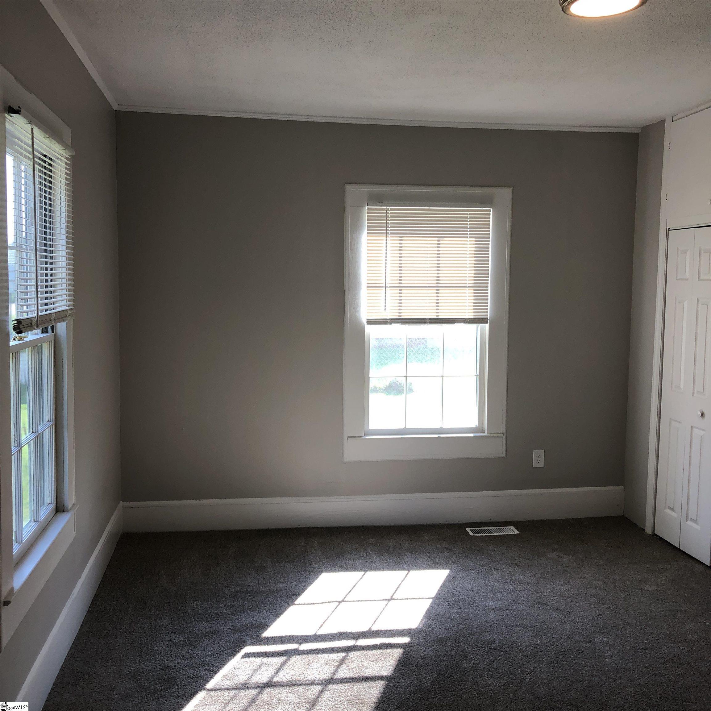 27 3rd Street Inman, SC 29349 - Photo 13 of 21