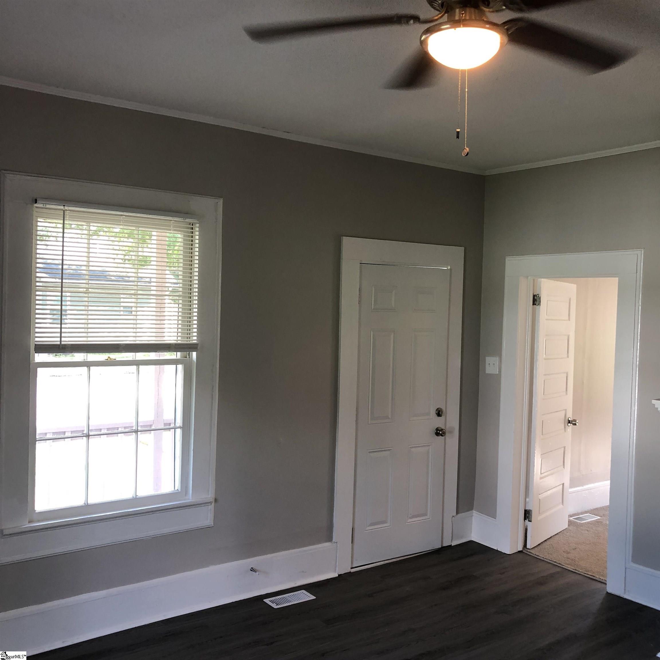 27 3rd Street Inman, SC 29349 - Photo 5 of 21