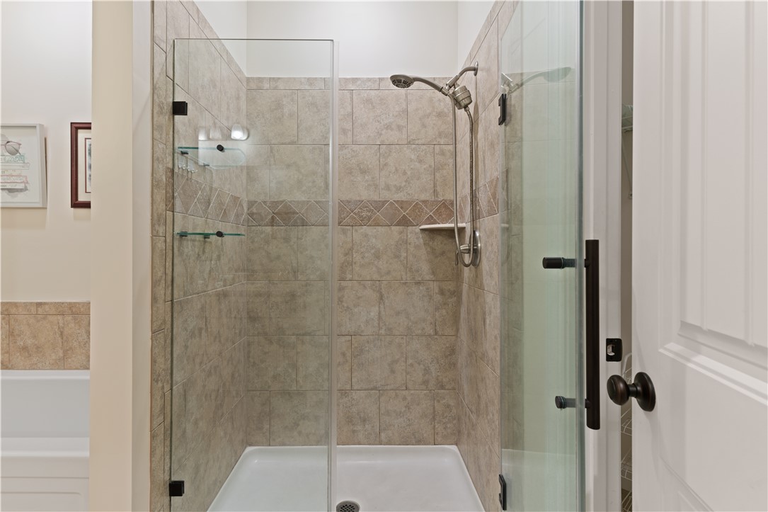 504 Reserve Lane St. Simons Island, GA 31522 - Photo 13 of 18 primary bathroom