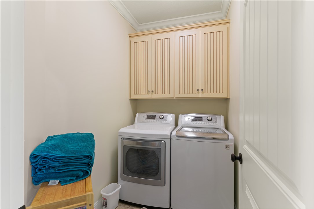 504 Reserve Lane St. Simons Island, GA 31522 - Photo 14 of 18 laundry