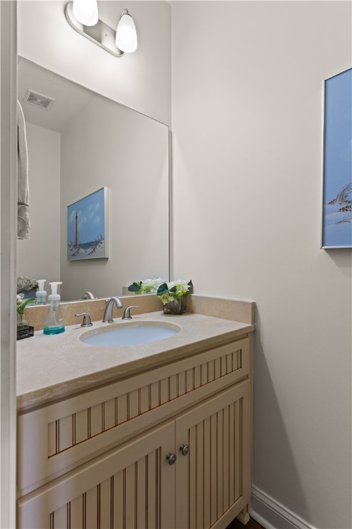 504 Reserve Lane St. Simons Island, GA 31522 - Photo 3 of 18 half bathroom