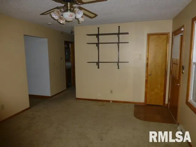 $155,000 | 16747 Rock Creek Avenue, Tallula, IL 62688