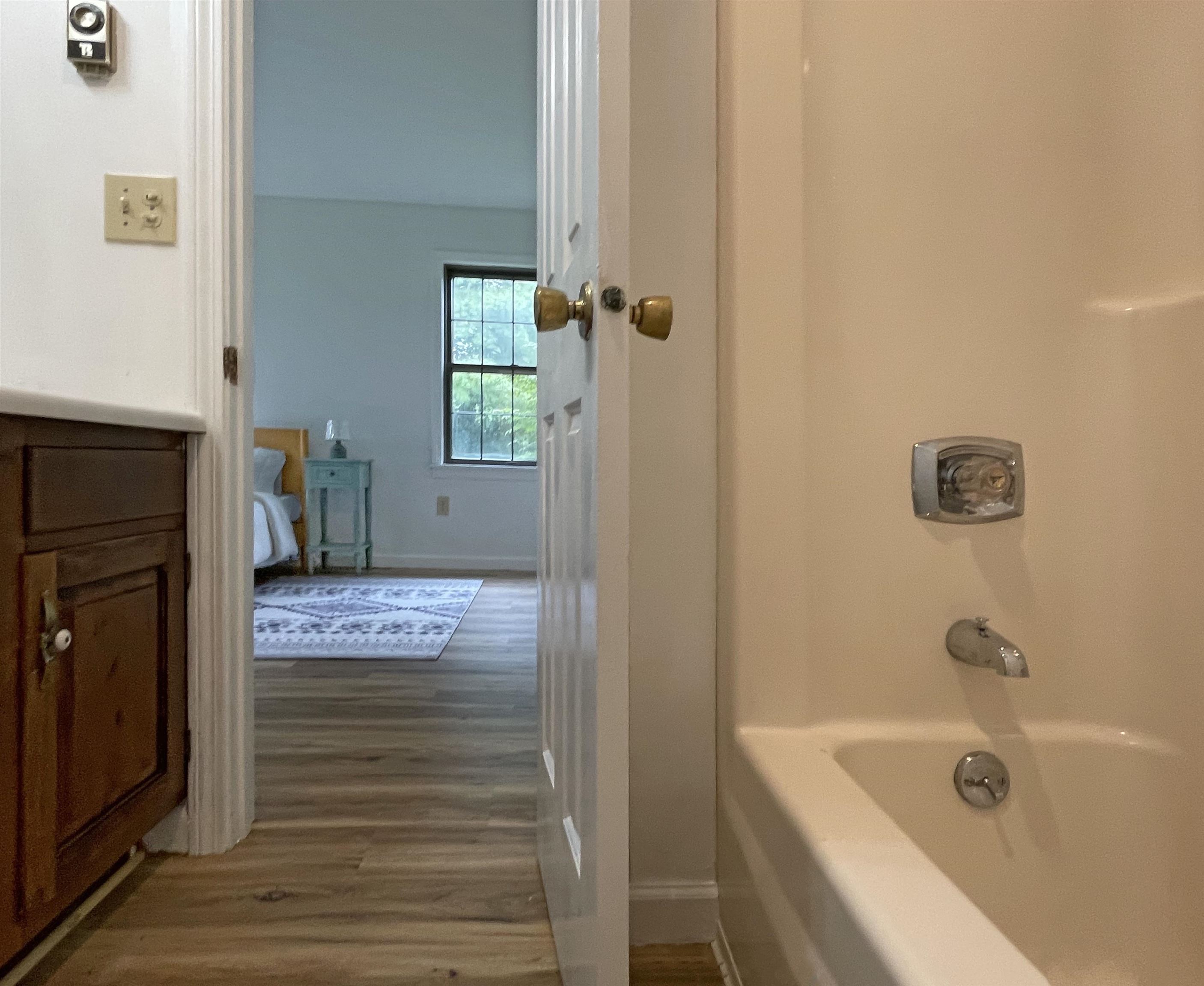 17 E Road Middlebury, VT 05753 - Photo 4 of 13