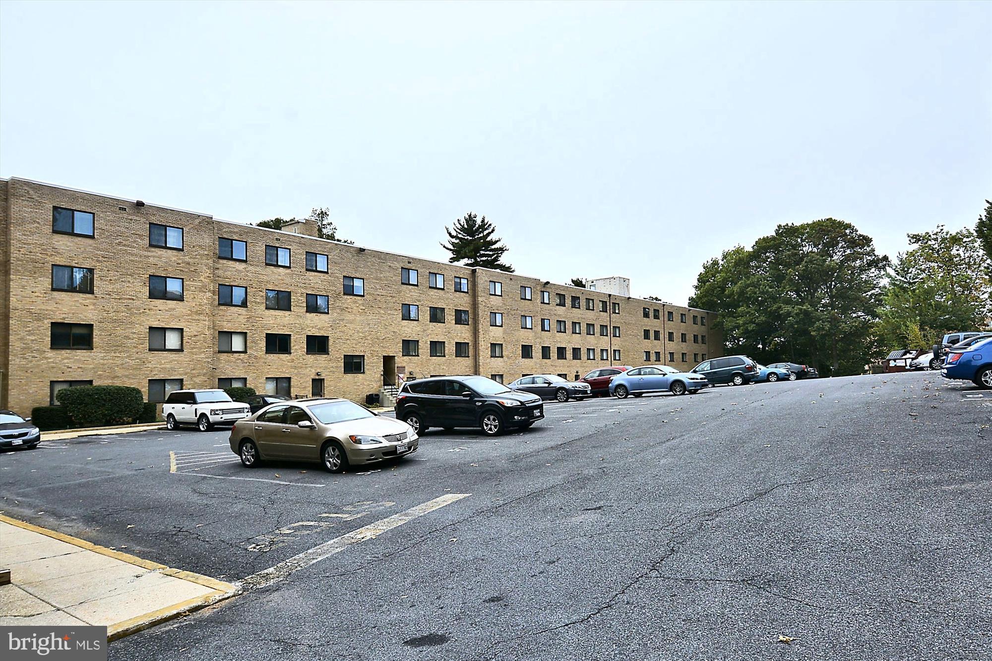 8601 Manchester Road, Unit 313 Silver Spring, MD 20901 - Photo 40 of 87 Parking-there is guest parking at the entrance