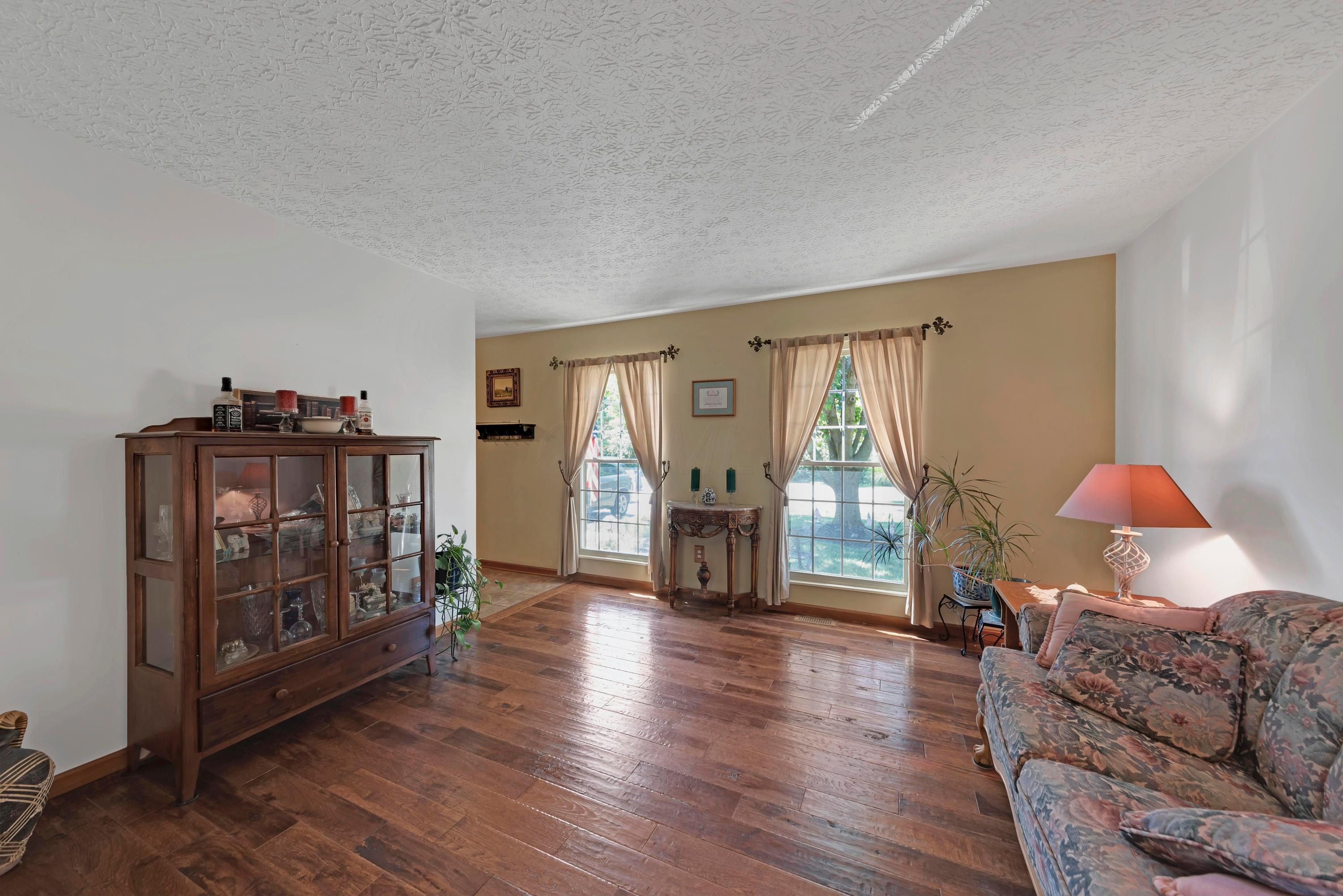 5658 Wilcox Road Dublin, OH 43016 - Photo 20 of 33 Gallery Image 20