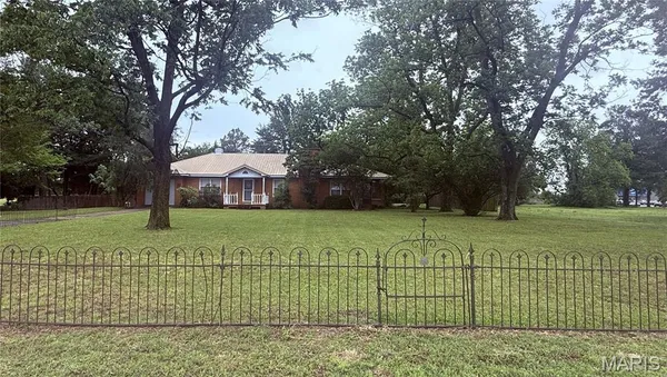 $260,000 | 1332 1st Street, Kennett, MO 63857