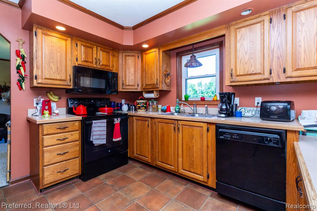 9891 Noggles Road Manchester, MI 48158 - Photo 22 of 61