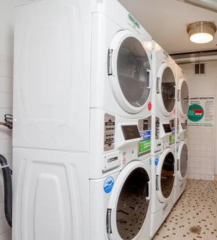 $6,100 | 127 4th Avenue, Unit 6C | Greenwich Village