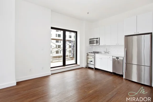 $6,100 | 127 4th Avenue, Unit 6C | Greenwich Village