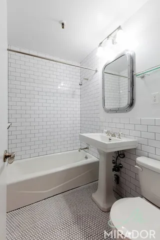 $6,000 | 127 4th Avenue, Unit 6C | Greenwich Village