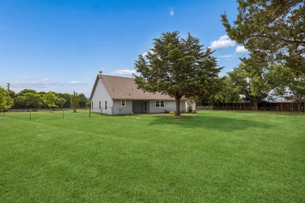 3111 North Walnut Grove Road Midlothian, TX 76065 - Photo 16 of 20