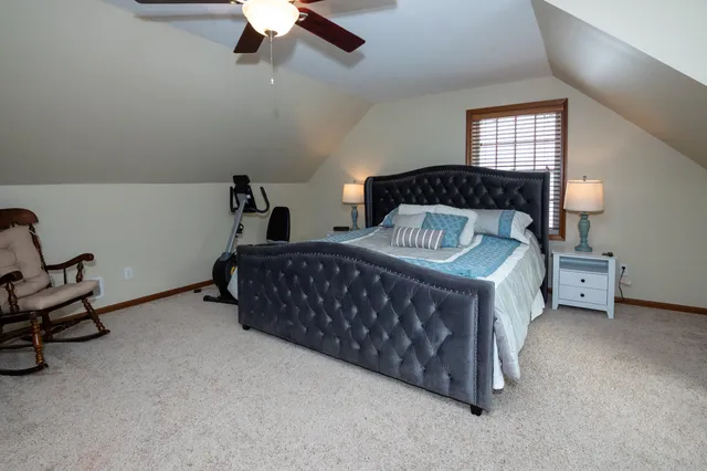 $529,900 | 33262 56th Avenue, Paw Paw, MI 49079