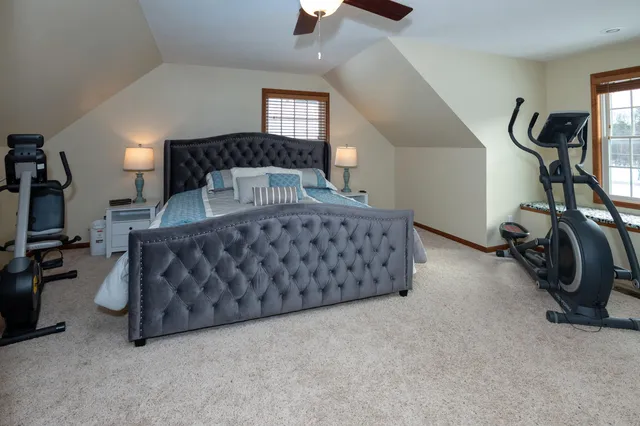 $529,900 | 33262 56th Avenue, Paw Paw, MI 49079