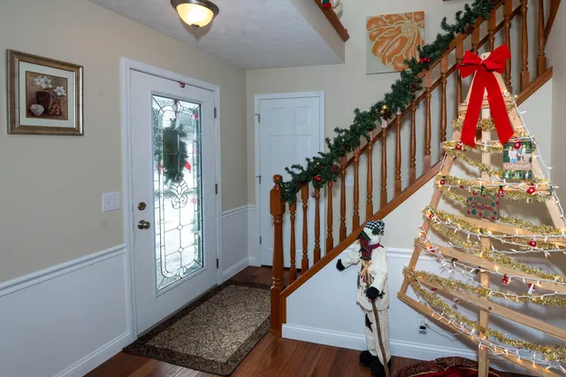 $529,900 | 33262 56th Avenue, Paw Paw, MI 49079