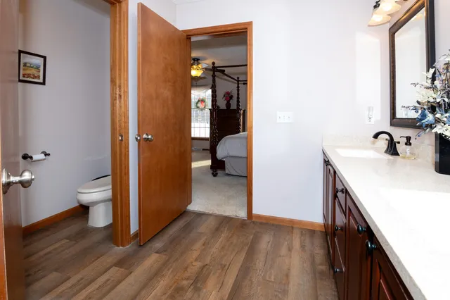 $529,900 | 33262 56th Avenue, Paw Paw, MI 49079