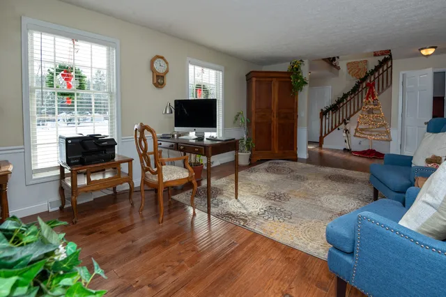 $529,900 | 33262 56th Avenue, Paw Paw, MI 49079