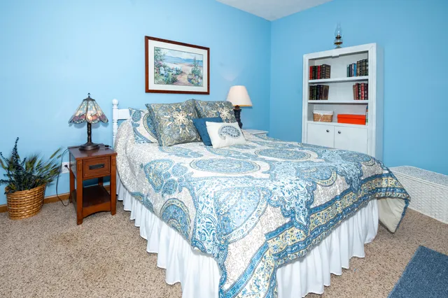 $529,900 | 33262 56th Avenue, Paw Paw, MI 49079