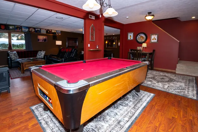 $529,900 | 33262 56th Avenue, Paw Paw, MI 49079