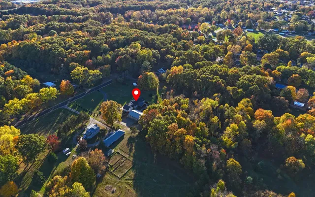 $529,900 | 33262 56th Avenue, Paw Paw, MI 49079