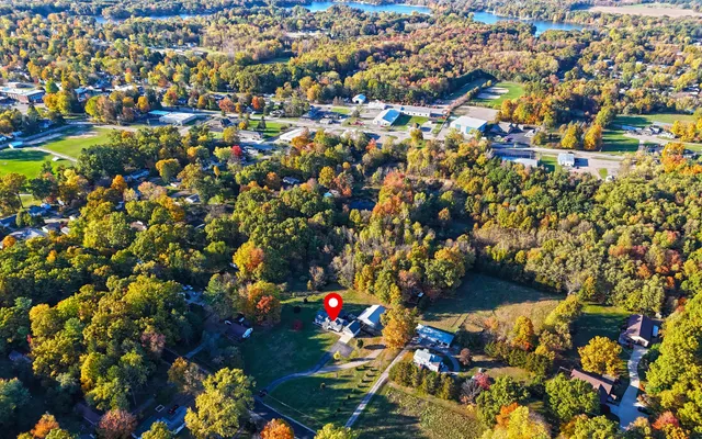 $529,900 | 33262 56th Avenue, Paw Paw, MI 49079