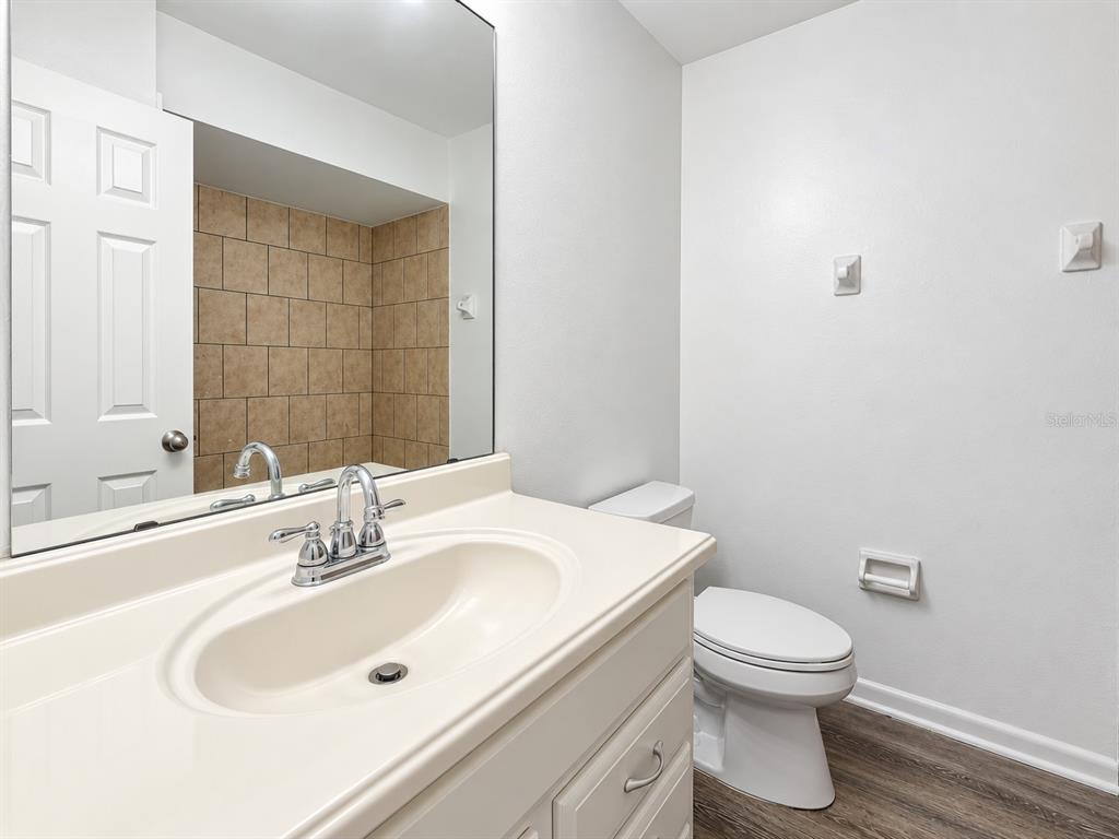 6207 Southwest 11th Place, Unit B Gainesville, FL 32607 - Photo 10 of 13 Gallery Image 10