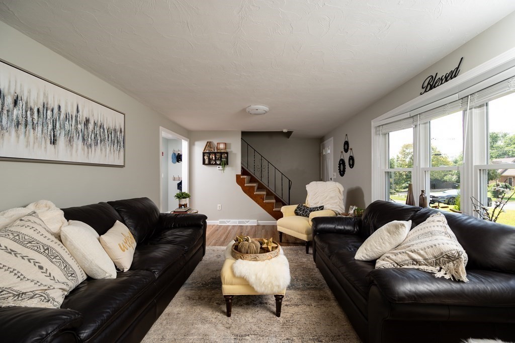 8 Yoke Road, Unit 8 Bridgewater, MA 02324 - Photo 8 of 42 Gallery Image 8