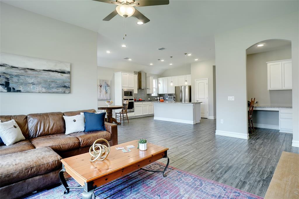 4305 Expedition Drive Oak Point, TX 75068 - Photo 5 of 19