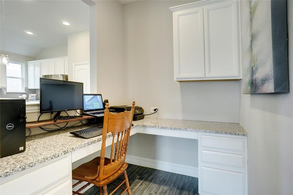 4305 Expedition Drive Oak Point, TX 75068 - Photo 6 of 19