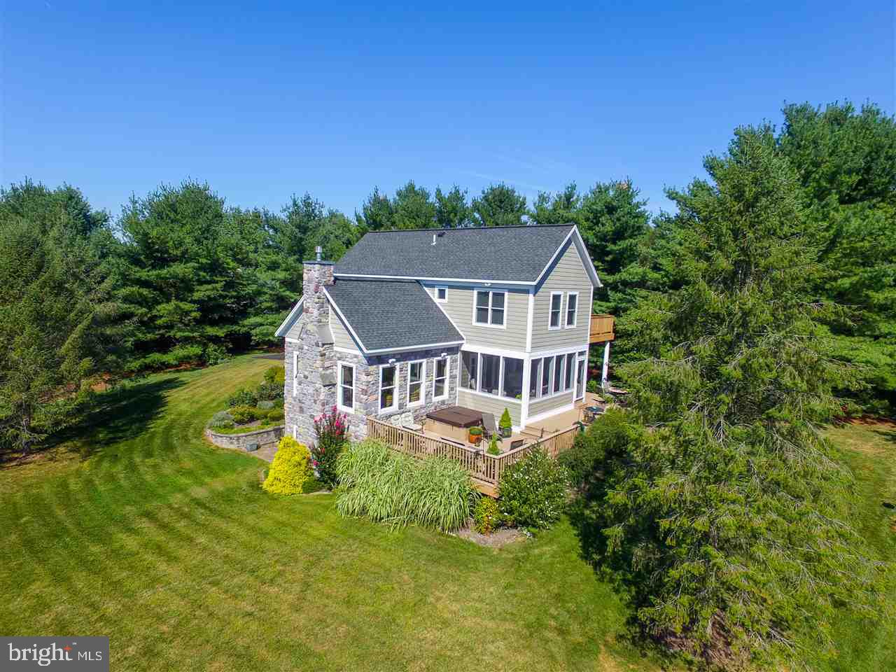 221 South Fileys Road Dillsburg, PA 17019 - Photo 1 of 25 Gallery Image 1