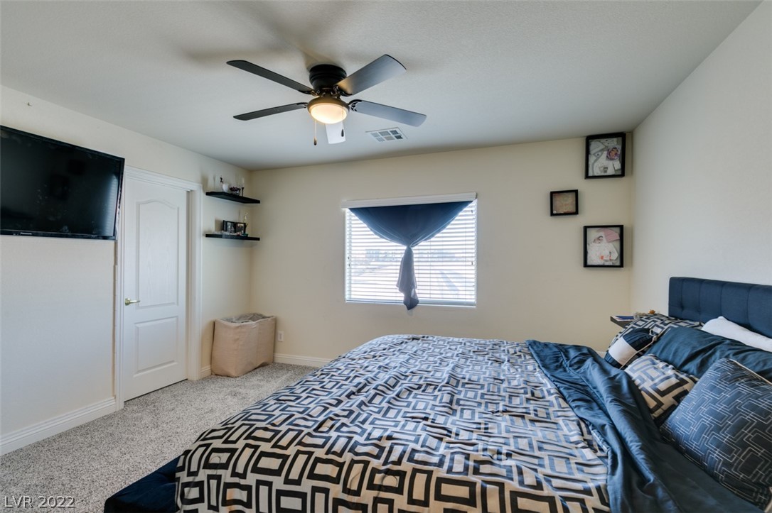 5851 Crumbling Ridge Street Henderson, NV 89011 - Photo 17 of 37