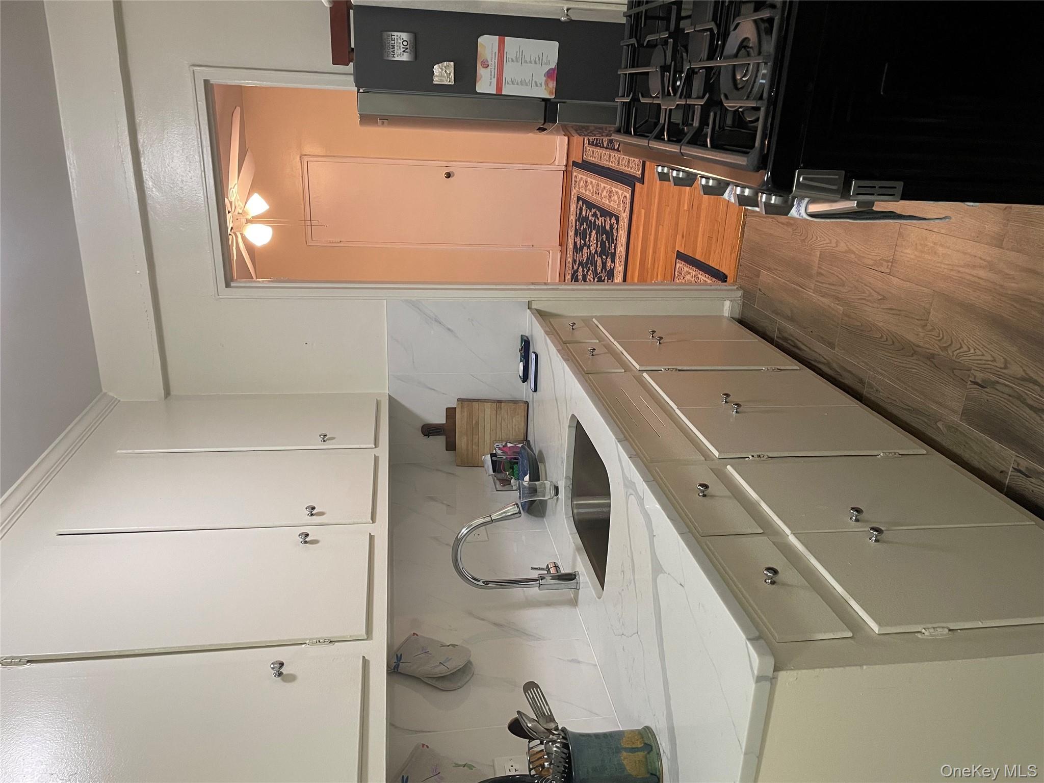 1430 Thieriot Avenue, Unit 6J Bronx, NY 10460 - Photo 5 of 15