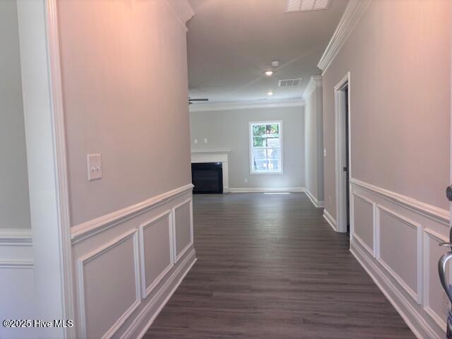 188 Cherry Laurel Drive Wallace, NC 28466 - Photo 3 of 31 Foyer